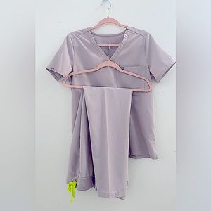 Figs scrubs TOP & PANTS. Sz S. Perfect condition. Gently wore twice
